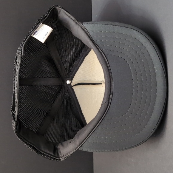 Canada Wire,Simcoe Ontario Black Mesh, Snapback Trucker Hat. - Picture 6 of 9